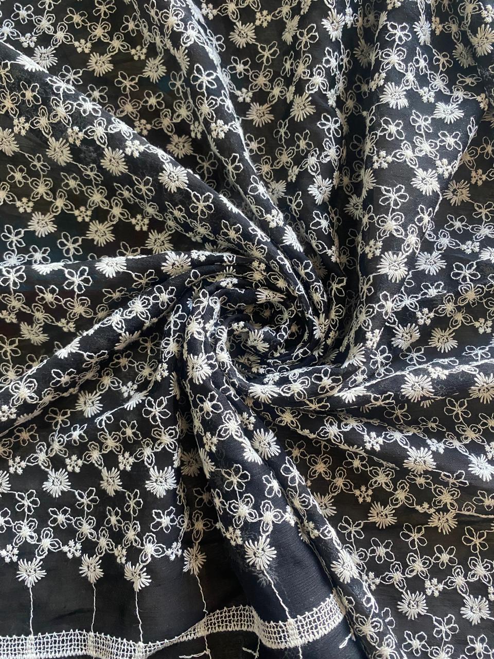 Estampa 01 Preto