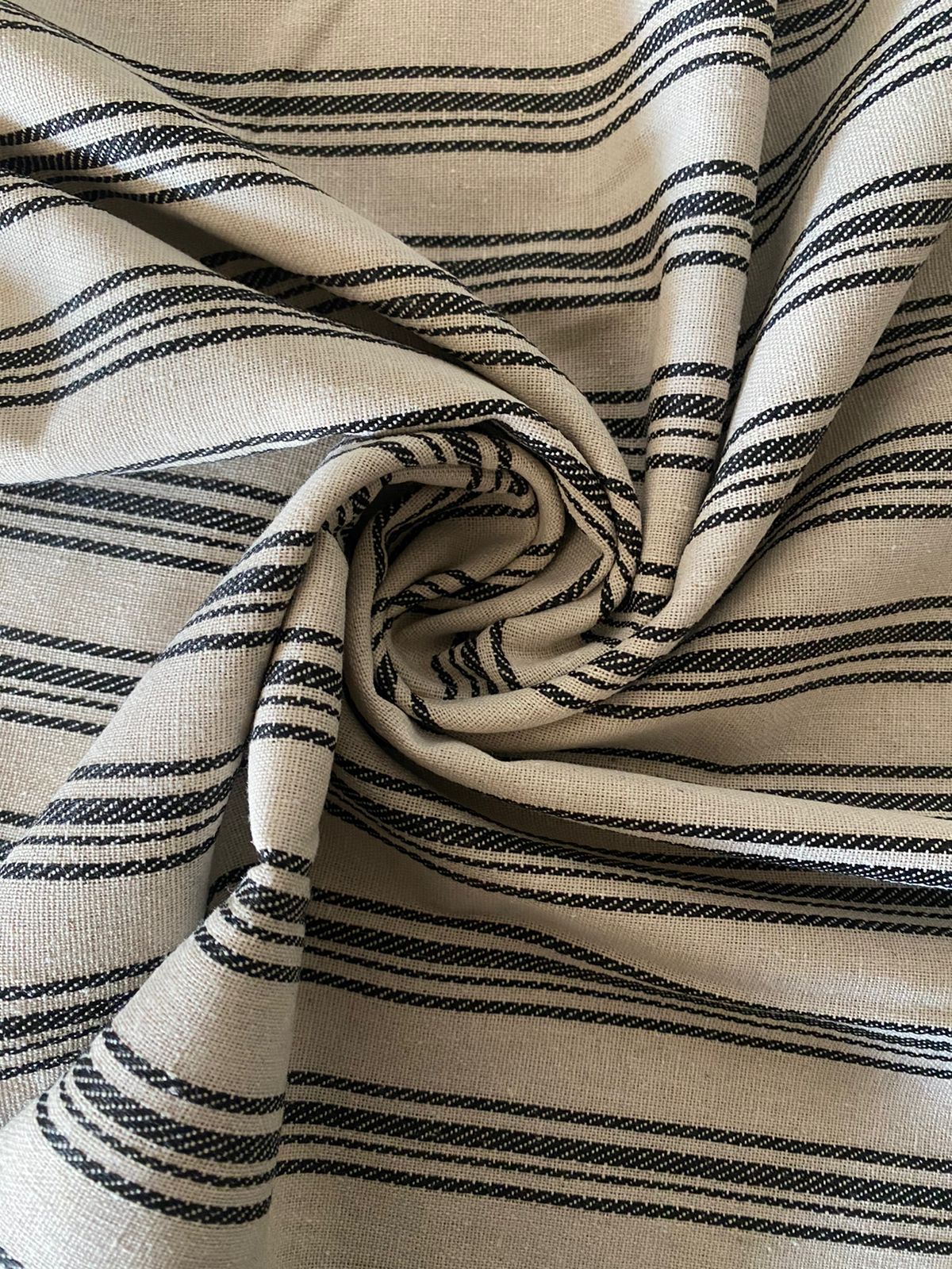 Estampa 01 Preto
